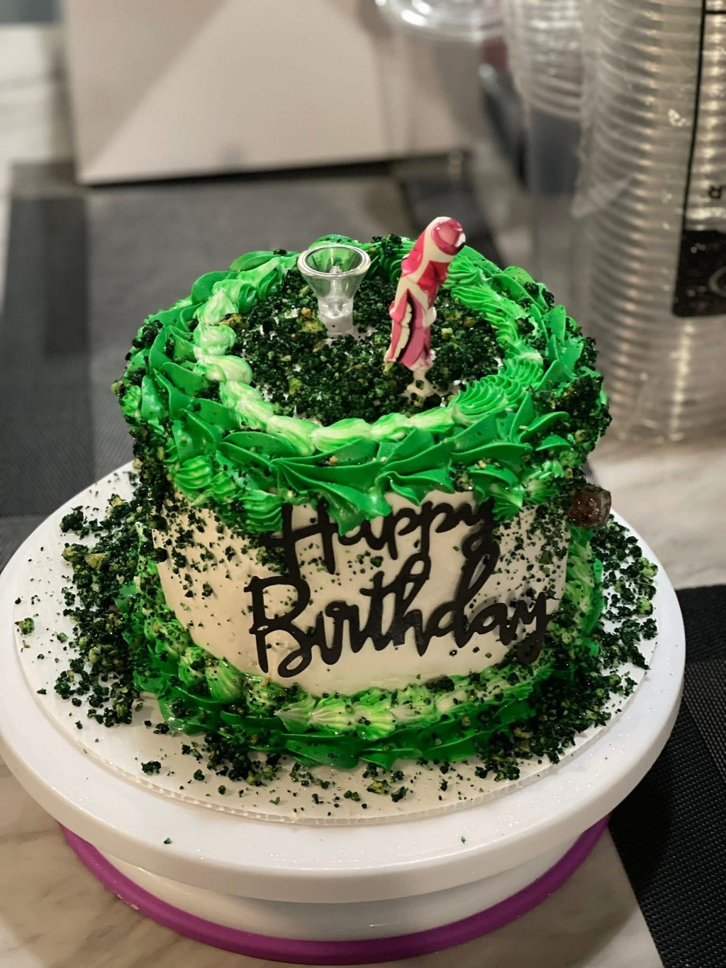 ROUND VINTAGE CAKE